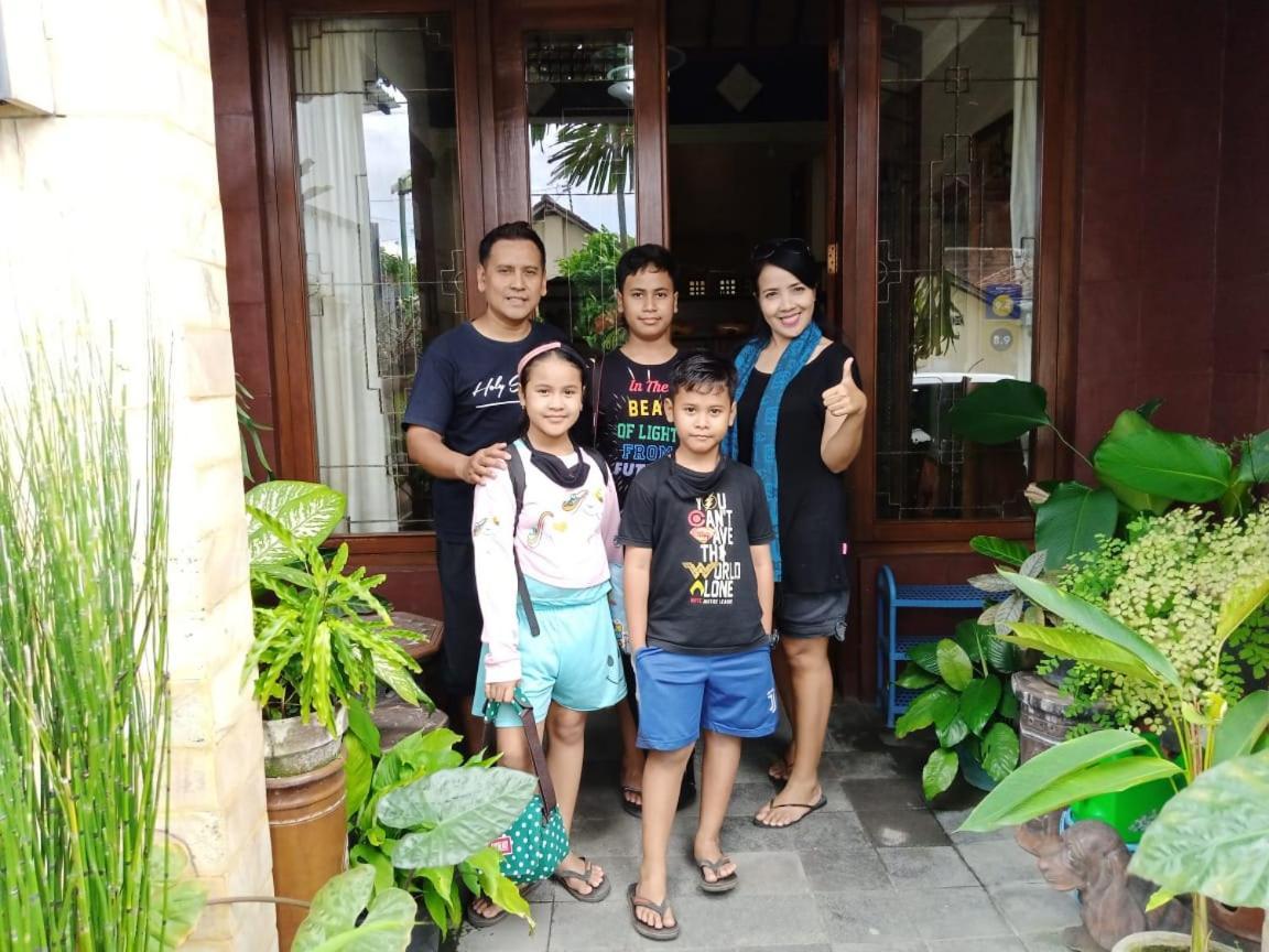 Unique Homestay 443 ジョグジャカルタ エクステリア 写真