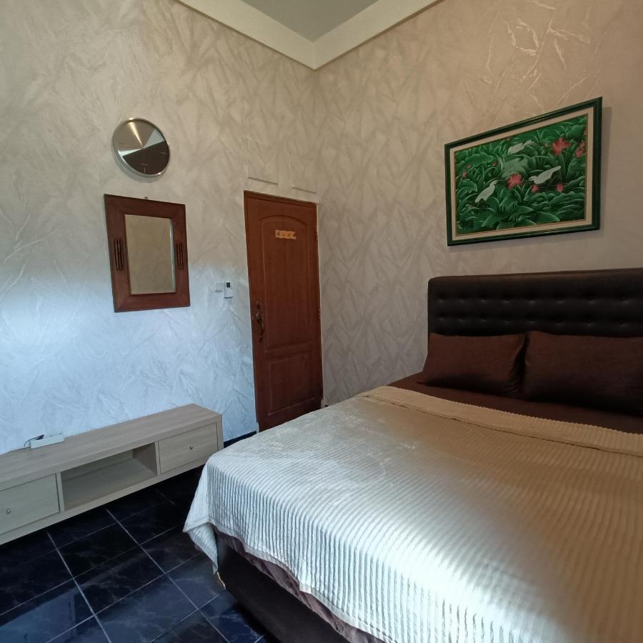 Unique Homestay 443 ジョグジャカルタ エクステリア 写真