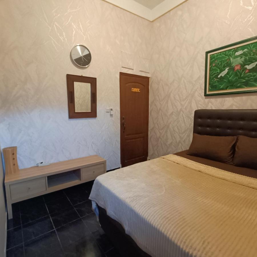 Unique Homestay 443 ジョグジャカルタ エクステリア 写真
