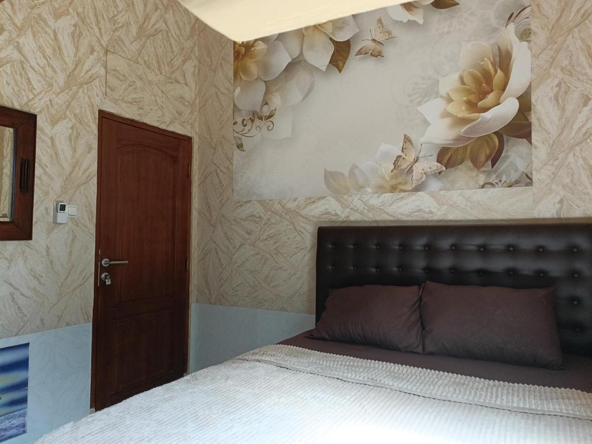 Unique Homestay 443 ジョグジャカルタ エクステリア 写真