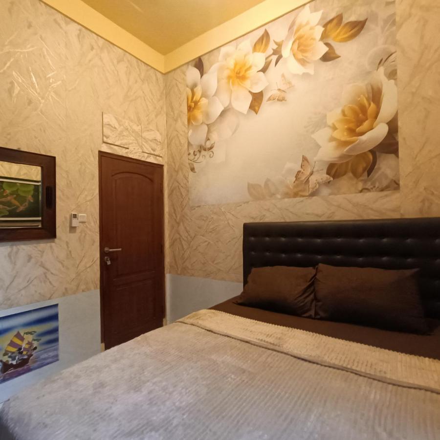 Unique Homestay 443 ジョグジャカルタ エクステリア 写真